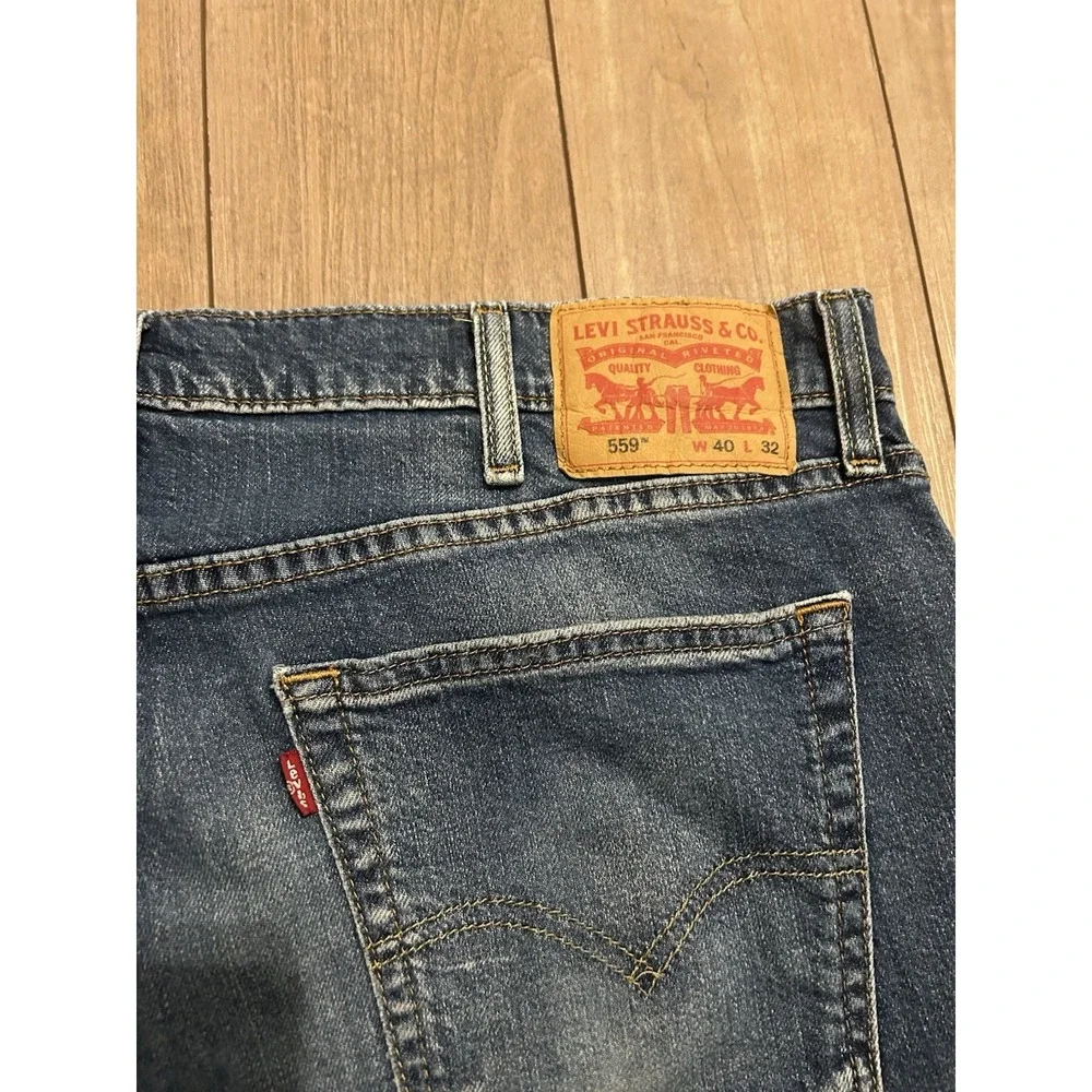 Levi's 559 Men's Jeans Size 40x32 Relaxed Fit, Straight Leg, Cotton Blend